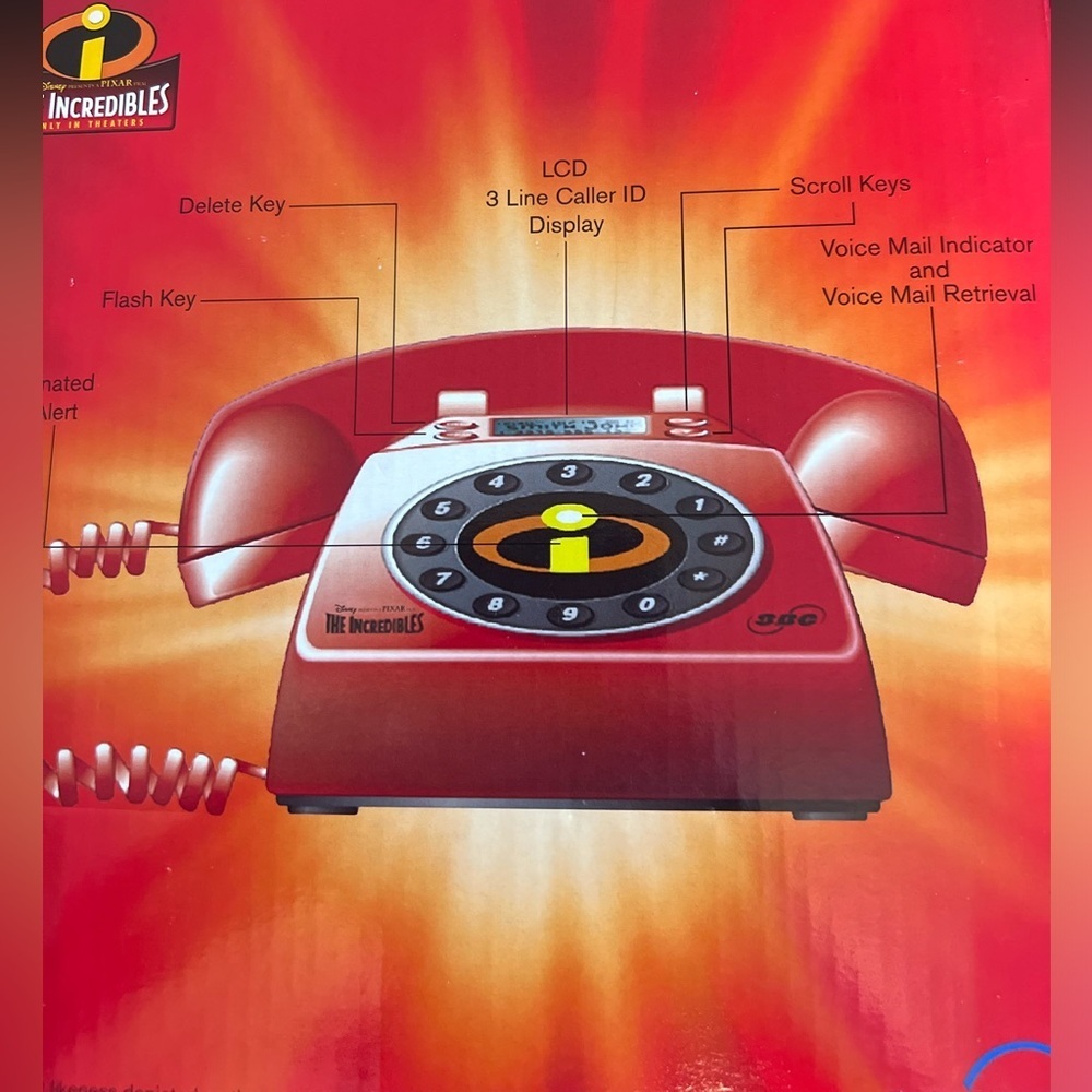 The Incredibles Collector's Phone ~ NIB